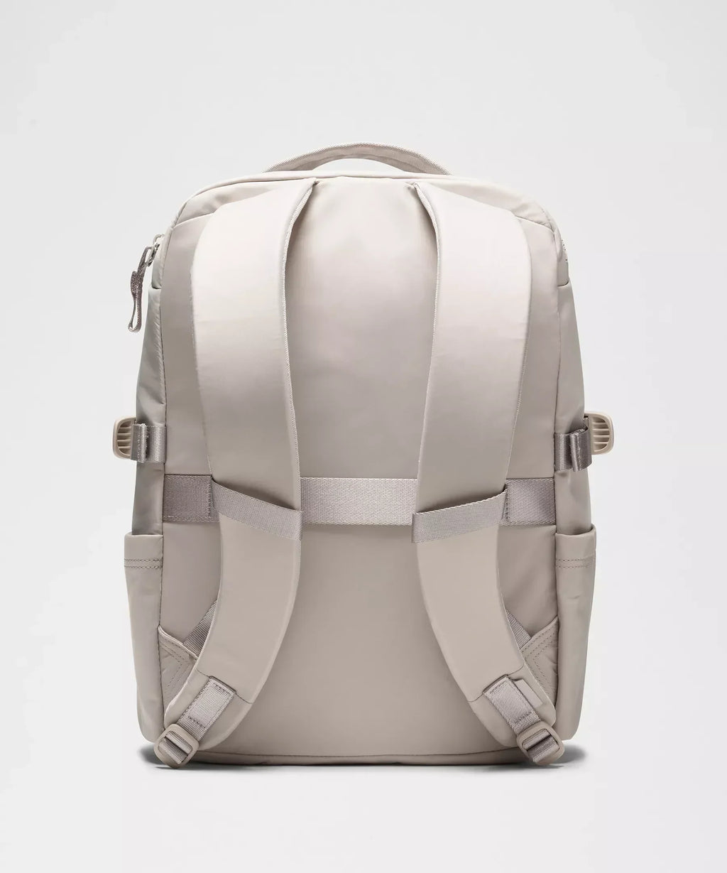 New Crew Backpack 22L