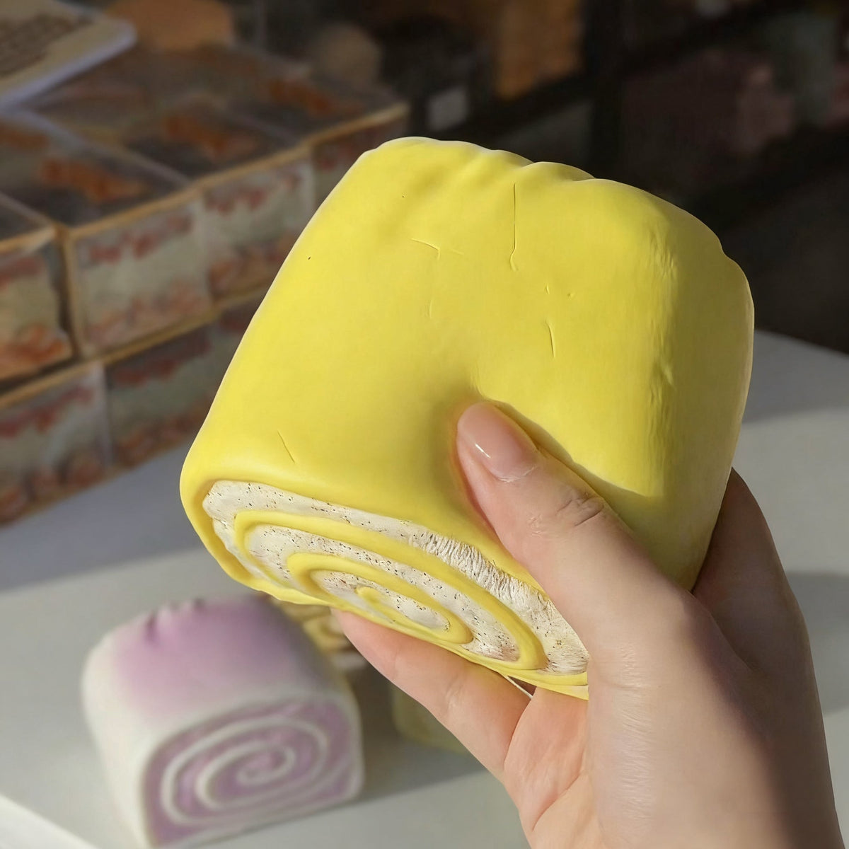 Slow Rising Squishy Roulade Stress Relief Decompression Toy
