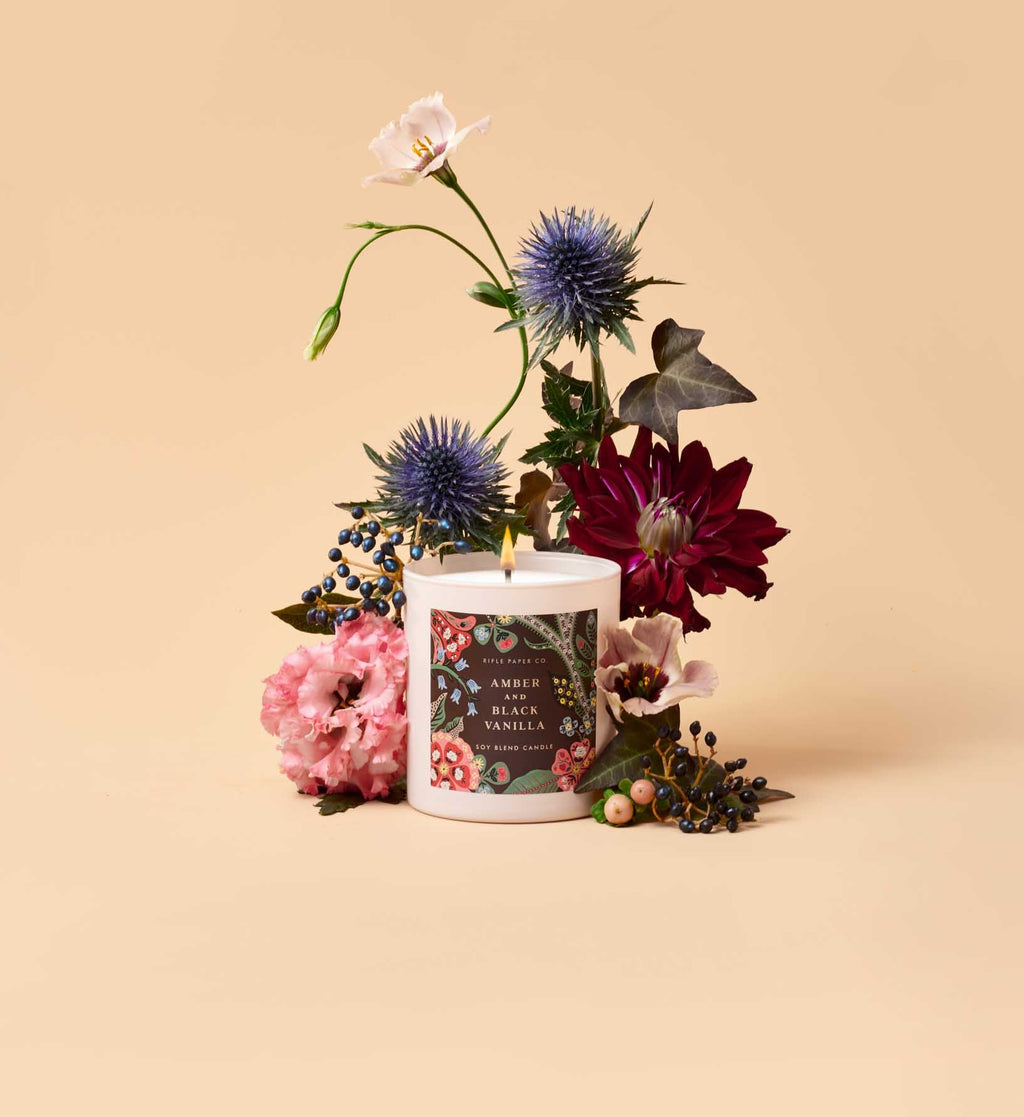 9.5 oz Candle - Amber and Black Vanilla